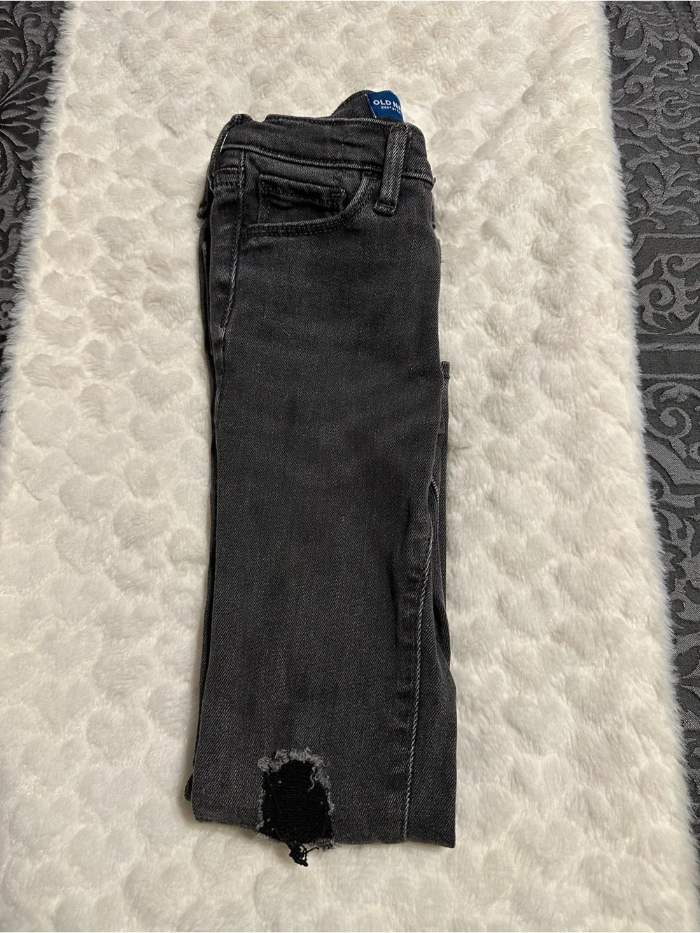 Old Navy Black Skinny Jeans with Knee Distressing